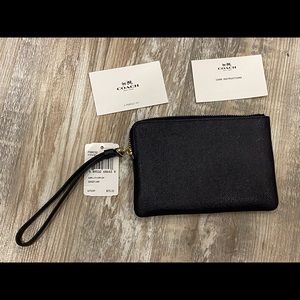Coach coin leather wristlet! NWT!